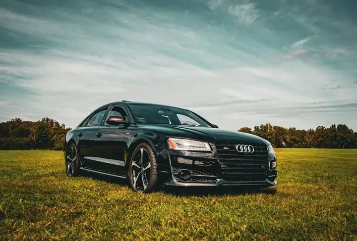 Audi S8